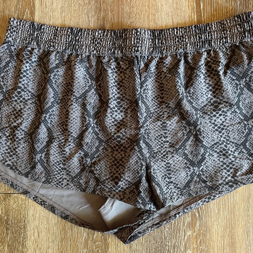 DSG Animal Print Mid Rise Run Short